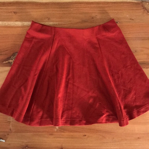 New skater skirt - Picture 2 of 4